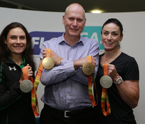 Flogas gives a warm welcome to Paralympian gold medallists