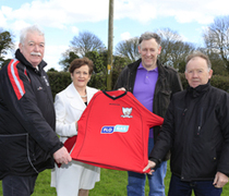 Flogas Sponsors Jerseys for Rossin Rovers’ First Team