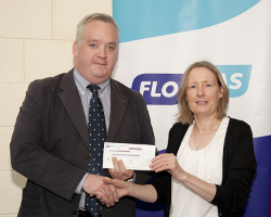 l/r Michael Keogh of Flogas Ireland presenting a  €500 cheque to Olive Levins, treasurer of the SVP Ballyhaunis Conference, on Wed 9th December in Ballyhaunis.