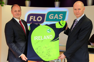 l/r John Rooney, managing director, Flogas Ireland with Warren Deutrom, chief executive, Cricket Ireland, at announcement of the Flogas official energy partner agreement with Cricket Ireland.