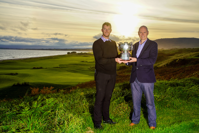 John Rooney, managing director, Flogas Ireland (on right) presents the Flogas Men’s Amateur trophy to Peter O’Keeffe 